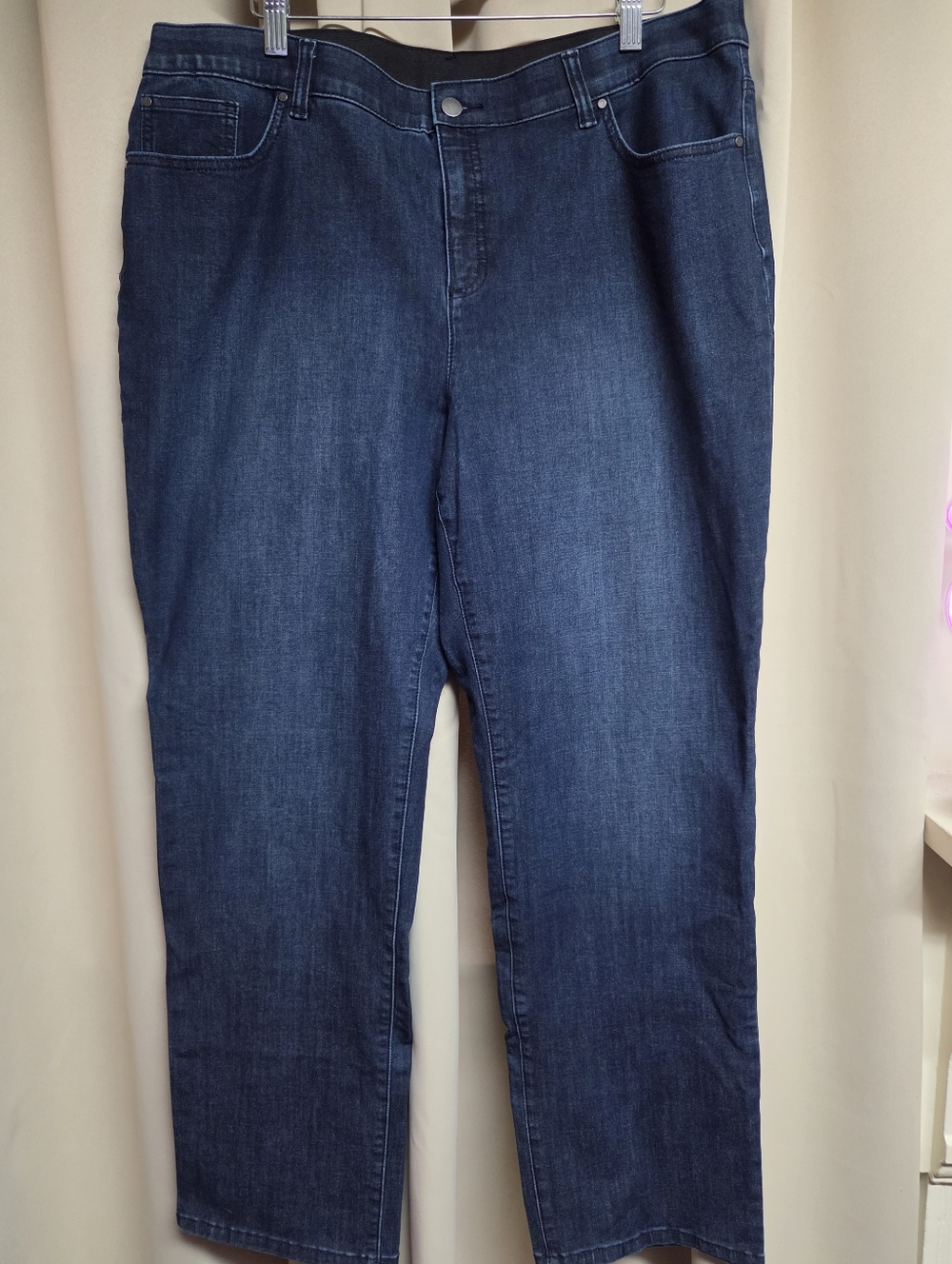 Chico's Fabulously Slimming 5 Pocket Jeans Size XL (16-18) Chico's 3 Short